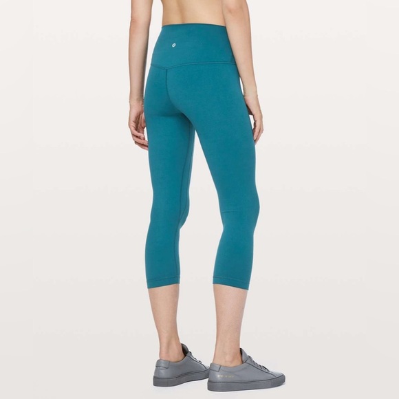 Lululemon Align High-Rise Crop 21” - Picture 5 of 6